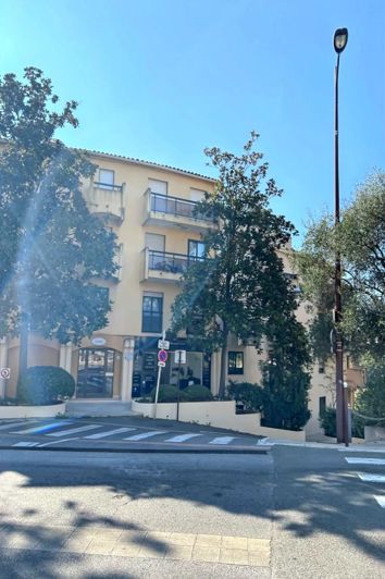 Image No.11-1 Bed Apartment for sale