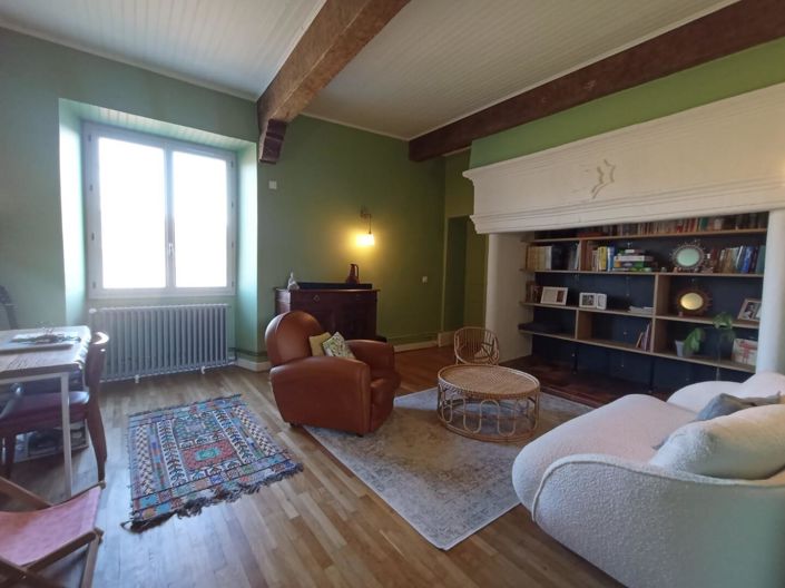 Image No.11-5 Bed House for sale