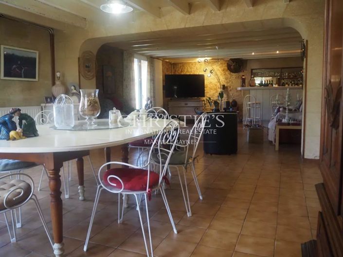 Image No.15-3 Bed House for sale