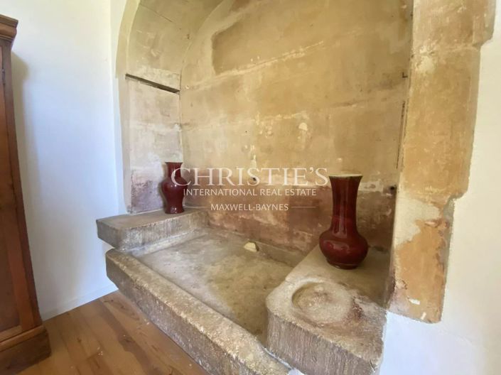 Image No.11-5 Bed House for sale