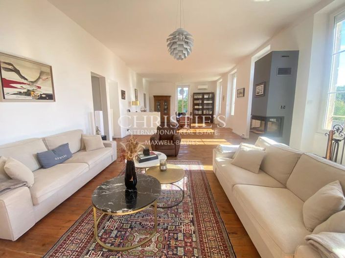 Image No.4-5 Bed House for sale