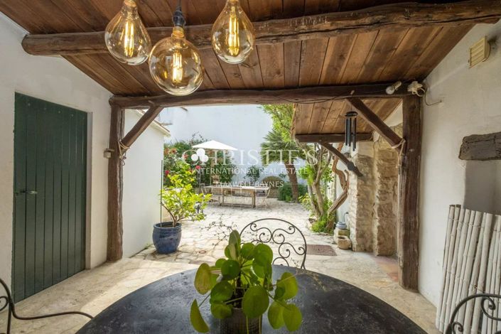 Image No.1-3 Bed House for sale