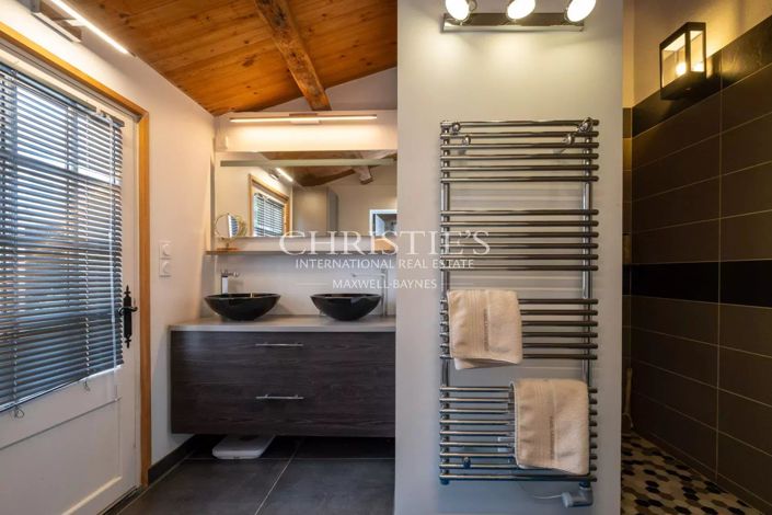 Image No.12-3 Bed House for sale