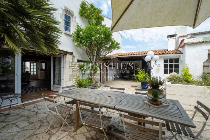 Image No.3-3 Bed House for sale