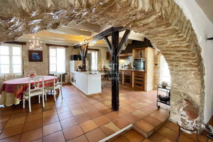 Image No.9-3 Bed House for sale