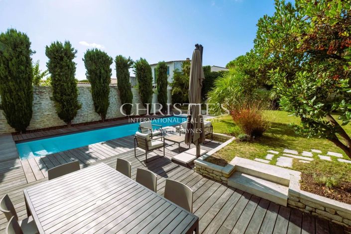 Image No.3-5 Bed House for sale