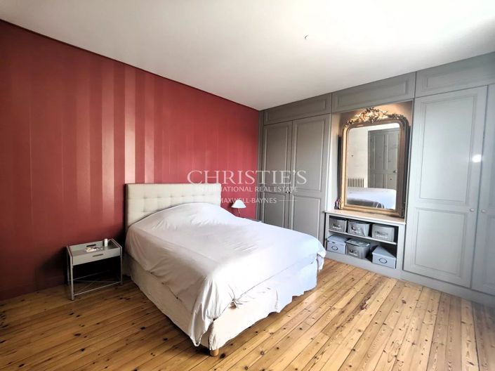 Image No.12-5 Bed House for sale