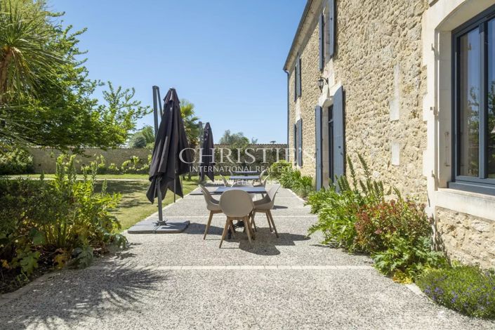 Image No.19-7 Bed House for sale