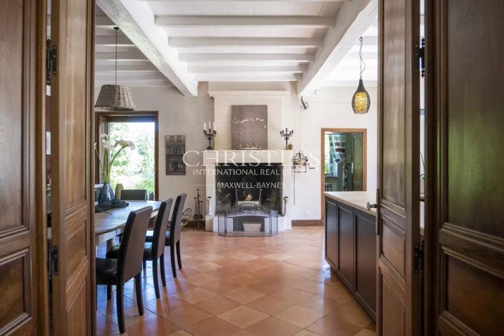 Image No.7-7 Bed House for sale