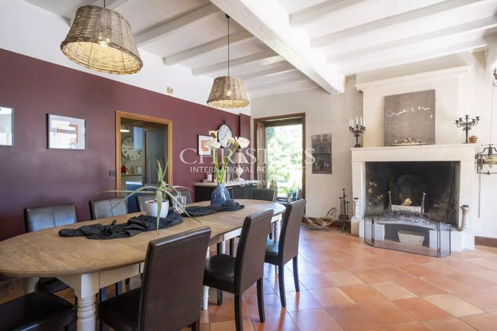 Image No.9-7 Bed House for sale