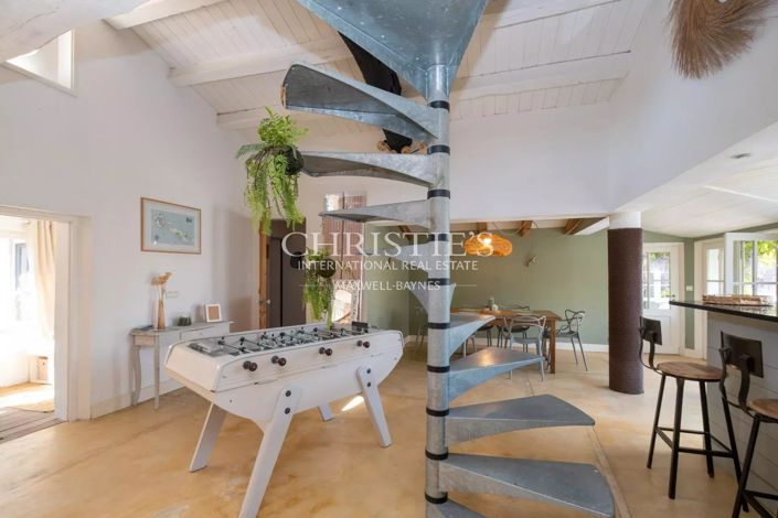 Image No.12-5 Bed House for sale