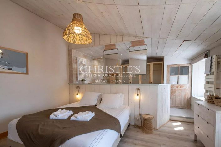 Image No.14-5 Bed House for sale