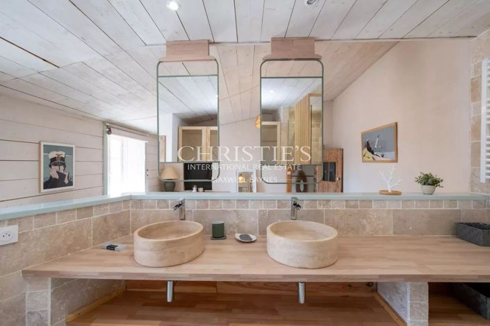 Image No.15-5 Bed House for sale