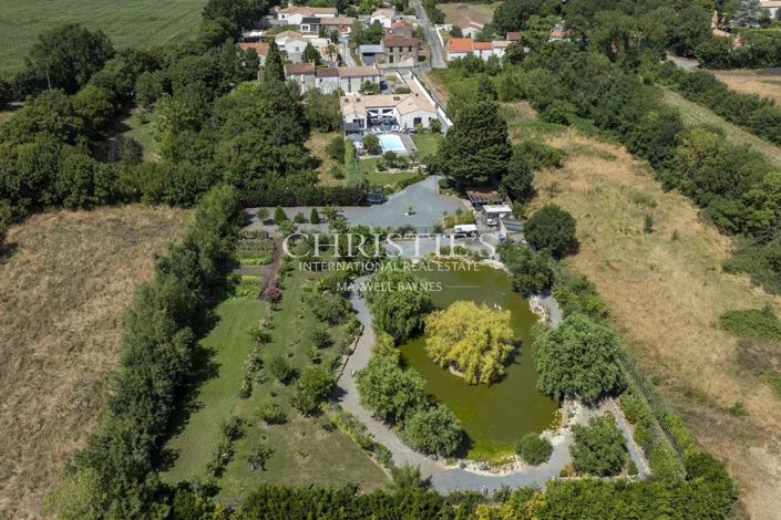 Image No.20-4 Bed House for sale