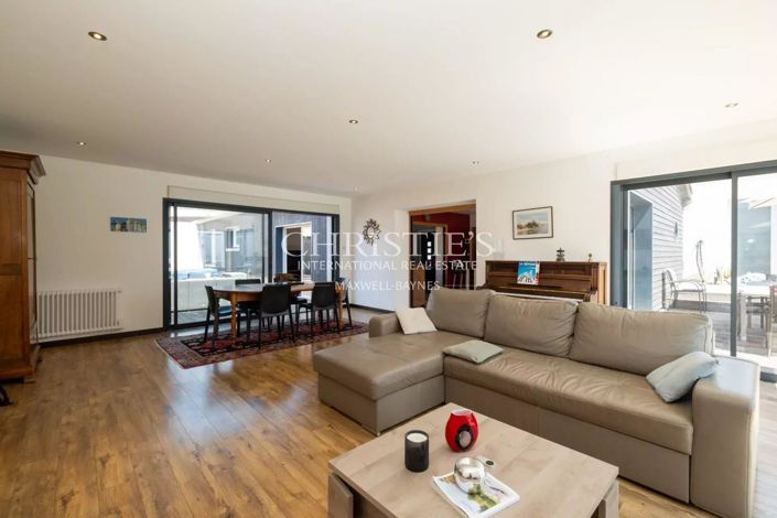 Image No.13-4 Bed House for sale