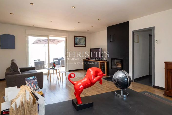 Image No.15-4 Bed House for sale