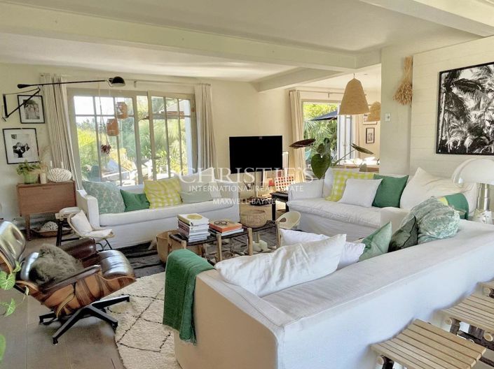 Image No.16-5 Bed House for sale