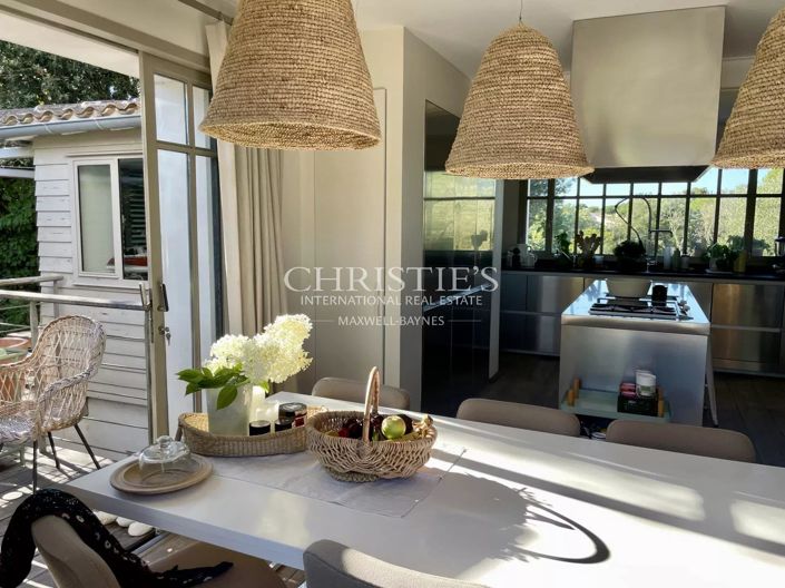 Image No.21-5 Bed House for sale