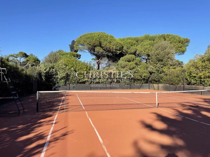 Image No.35-5 Bed House for sale