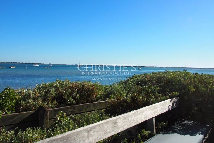 Image No.6-5 Bed House for sale