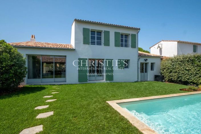 Image No.2-5 Bed House for sale