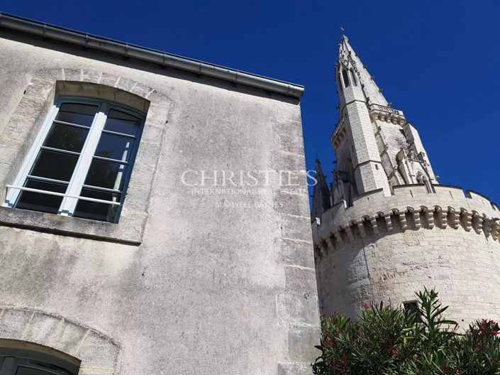 Image No.20-2 Bed Apartment for sale