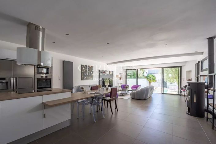 Image No.5-4 Bed House for sale