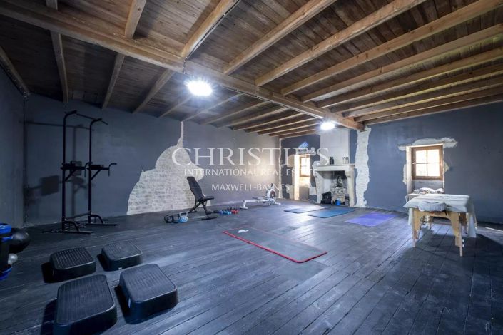 Image No.9-Maison de 6 chambres à vendre à Saint-Jean-d'Angély