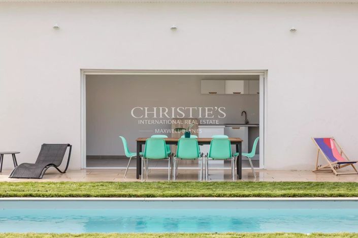 Image No.20-5 Bed House for sale