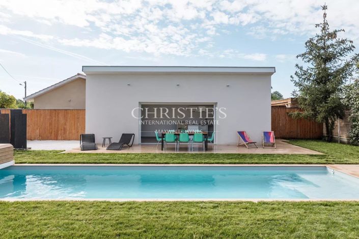 Image No.32-5 Bed House for sale