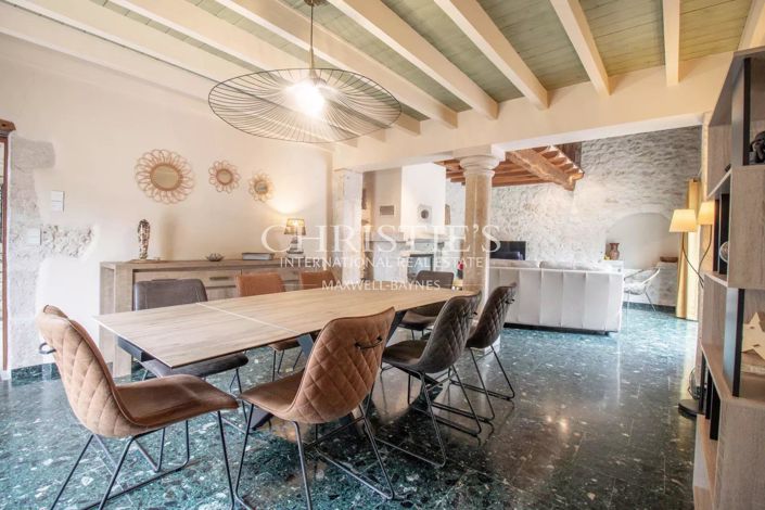 Image No.8-3 Bed House for sale