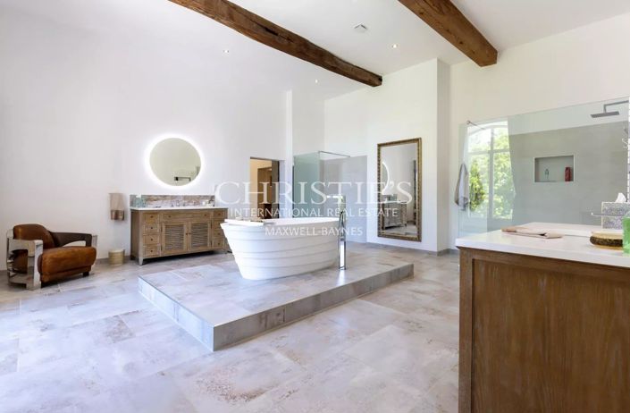 Image No.15-5 Bed House for sale