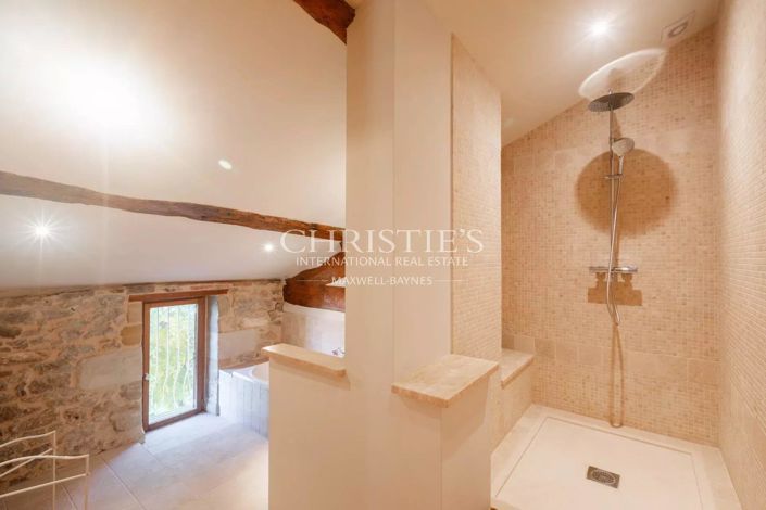 Image No.10-5 Bed House for sale