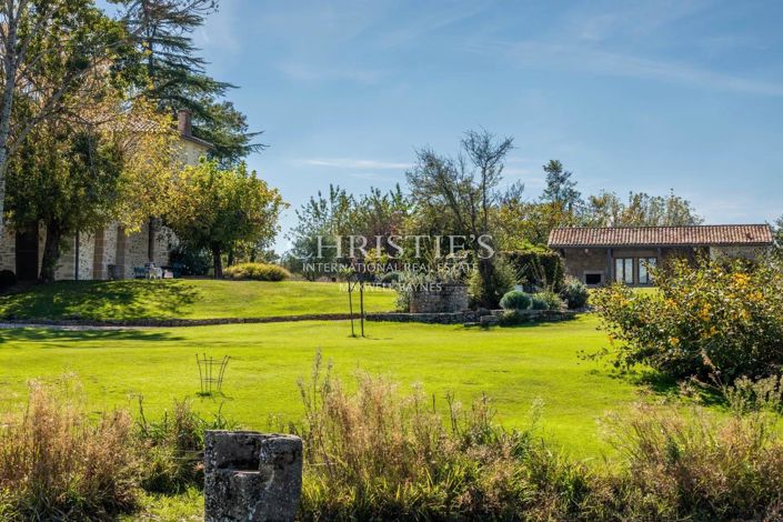 Image No.23-5 Bed House for sale