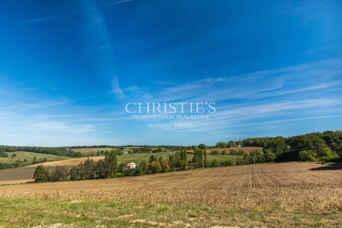 Image No.25-5 Bed House for sale