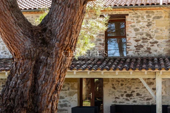 Image No.28-5 Bed House for sale