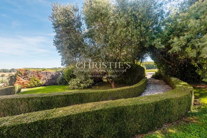 Image No.32-5 Bed House for sale