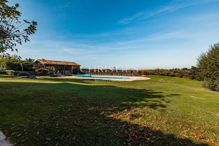 Image No.4-5 Bed House for sale