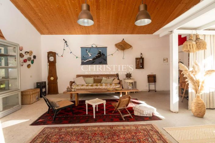 Image No.15-5 Bed House for sale