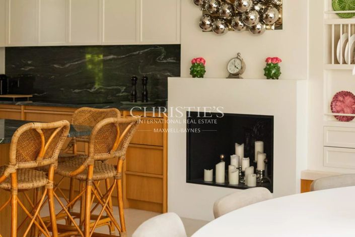 Image No.17-5 Bed House for sale