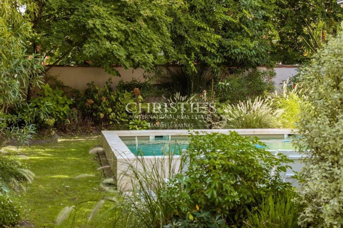 Image No.3-5 Bed House for sale