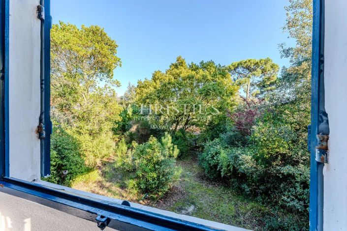 Image No.12-House for sale