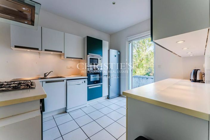 Image No.9-House for sale