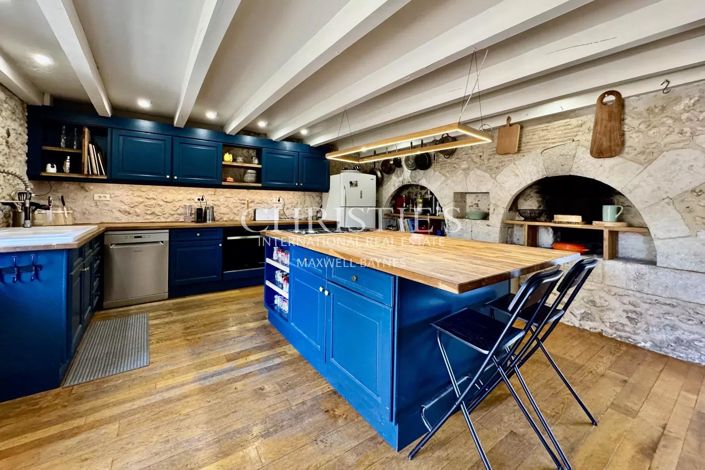 Image No.34-12 Bed House for sale