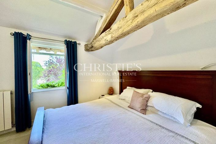 Image No.37-12 Bed House for sale