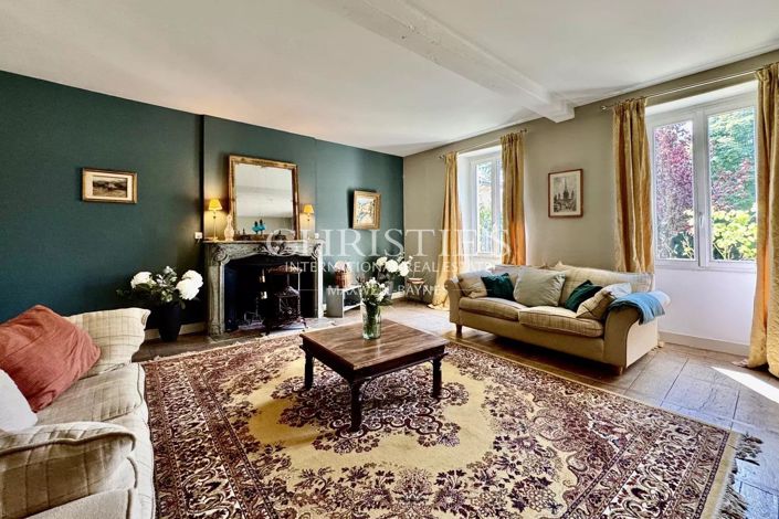 Image No.6-12 Bed House for sale