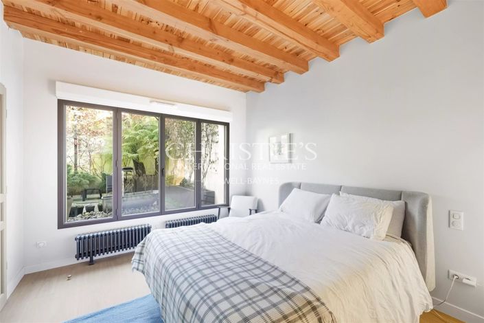 Image No.10-3 Bed House for sale