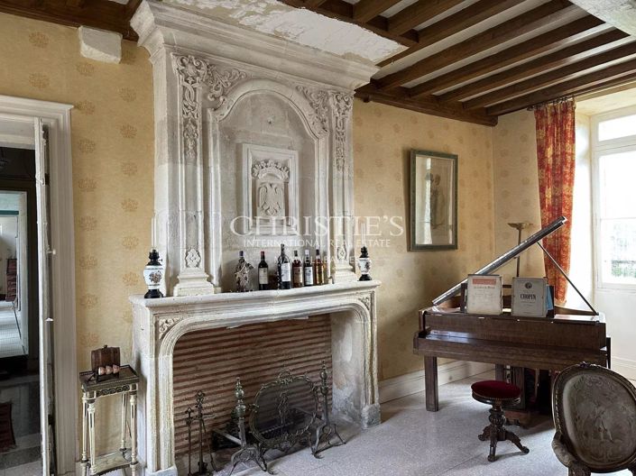 Image No.14-7 Bed House for sale