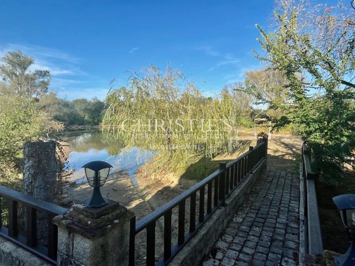 Image No.2-6 Bed House for sale