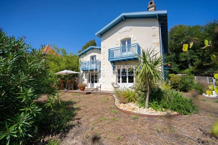 Image No.1-Maison de 5 chambres à vendre à Arcachon